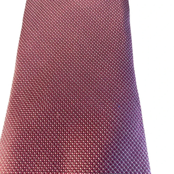 The Men's Store Classic Red Textured Silk Tie - Picture 4 of 6